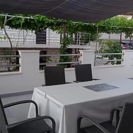 Apartmán Biskupovic Dugi Rat